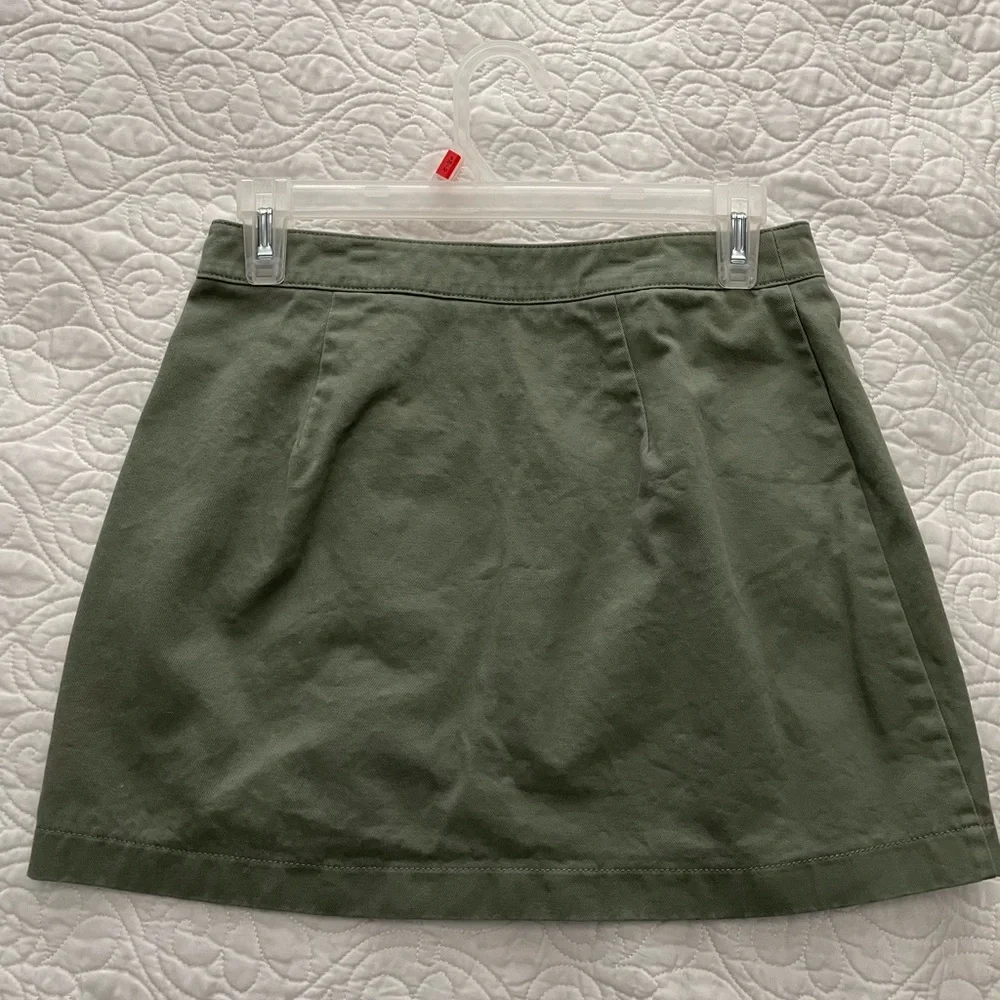 Forever 21 Mini Skirt - Picture 2 of 3